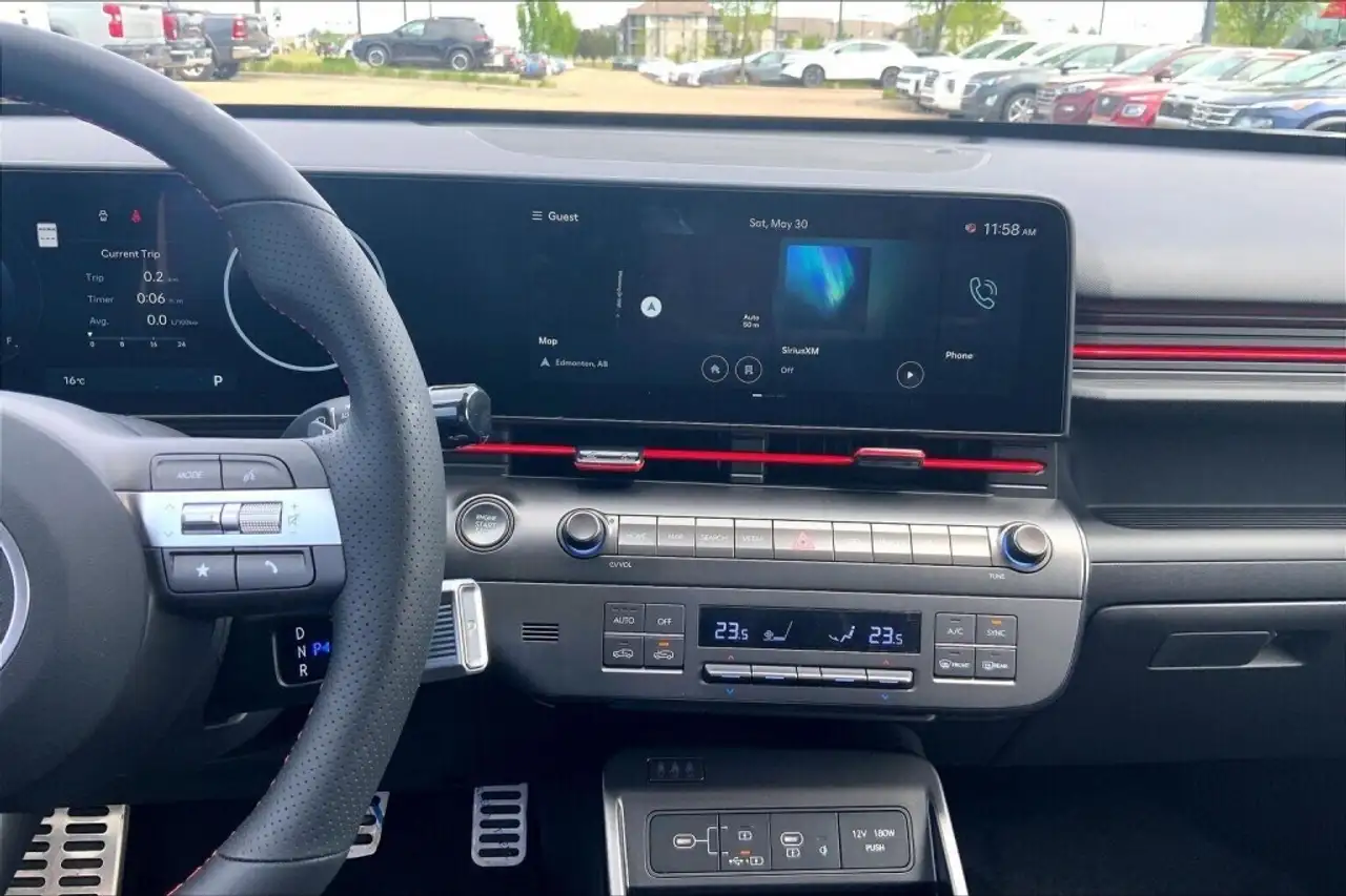 Hyundai KONA снимка Hyundai KONA