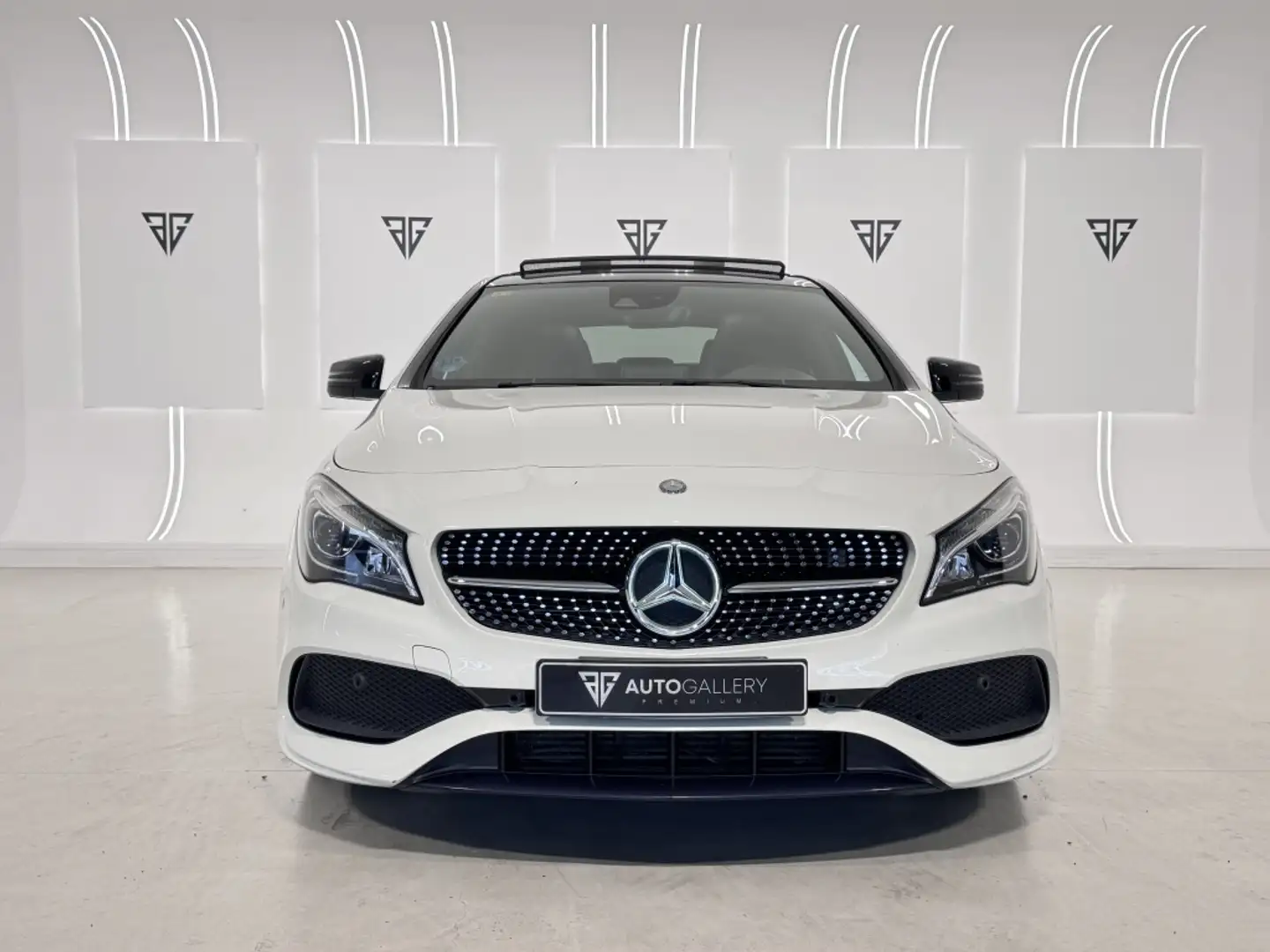 Mercedes-Benz CLA 200 200d AMG Line7G-DCT Blanco - 2