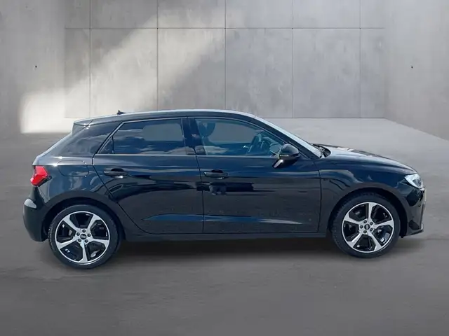Audi A1 view 6