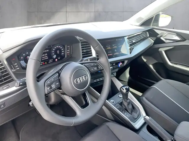 Audi A1 view 9