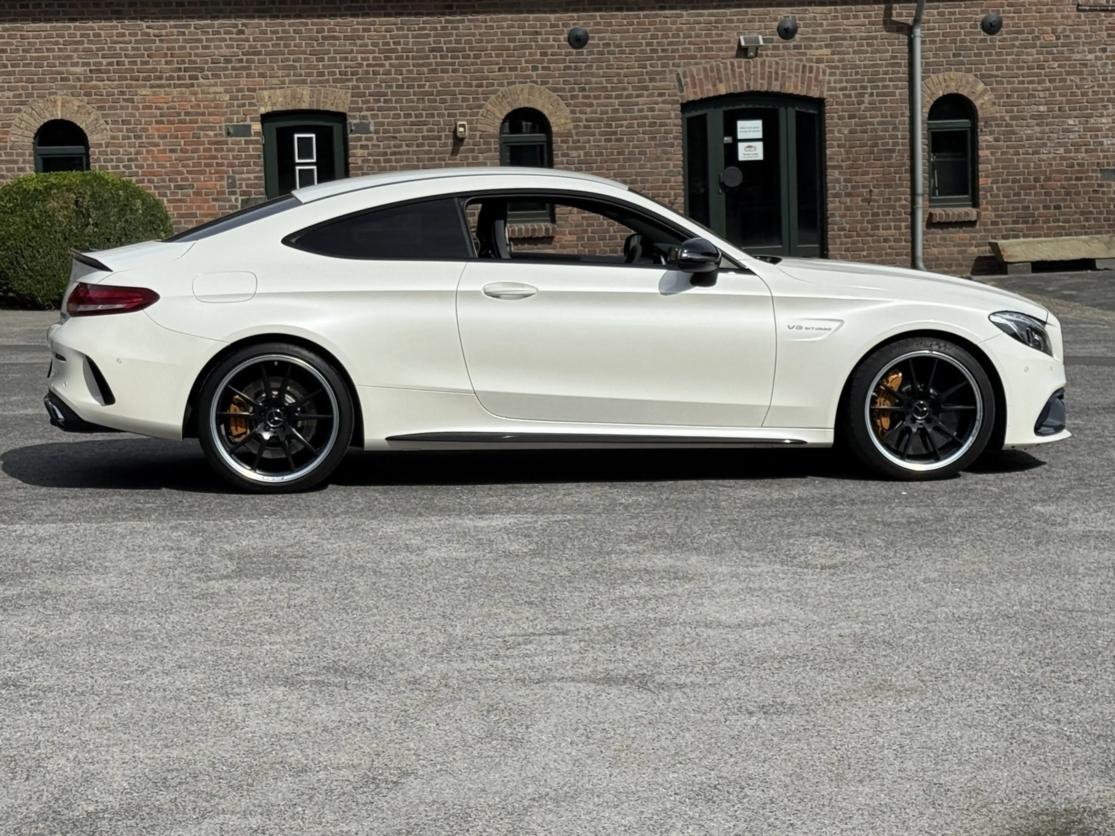 Mercedes-Benz C 63 AMG C S EDITION KERAMIK*BURMESTER*KAMERA*PERMORMANCE S