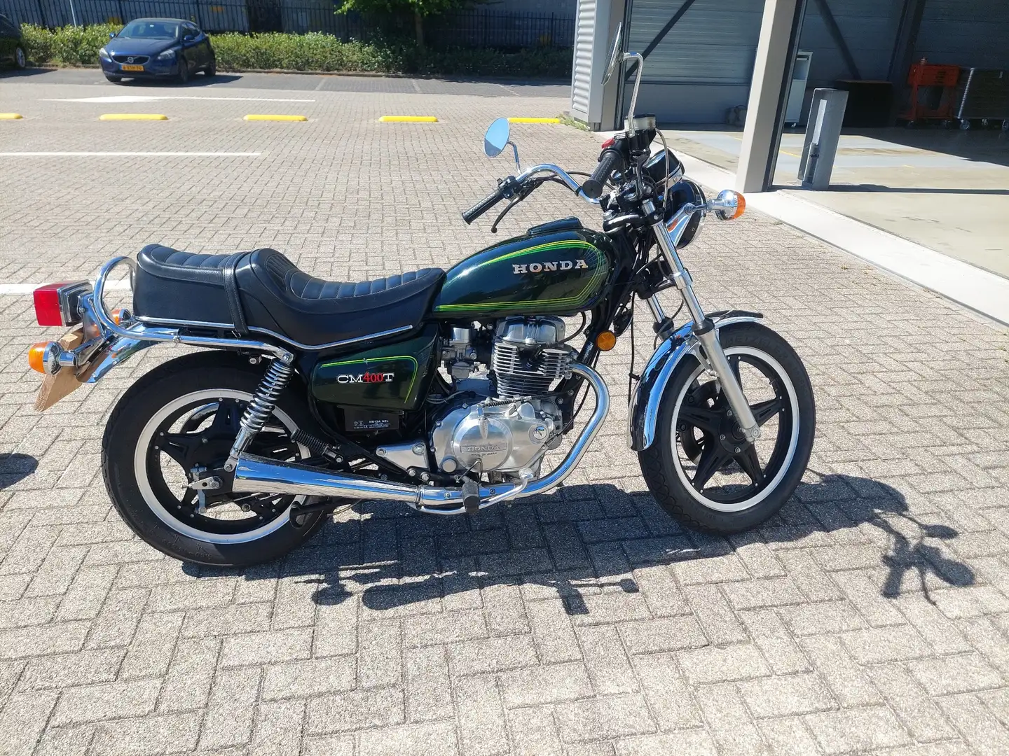 Honda CM 400 cm400t chopper Vert - 1