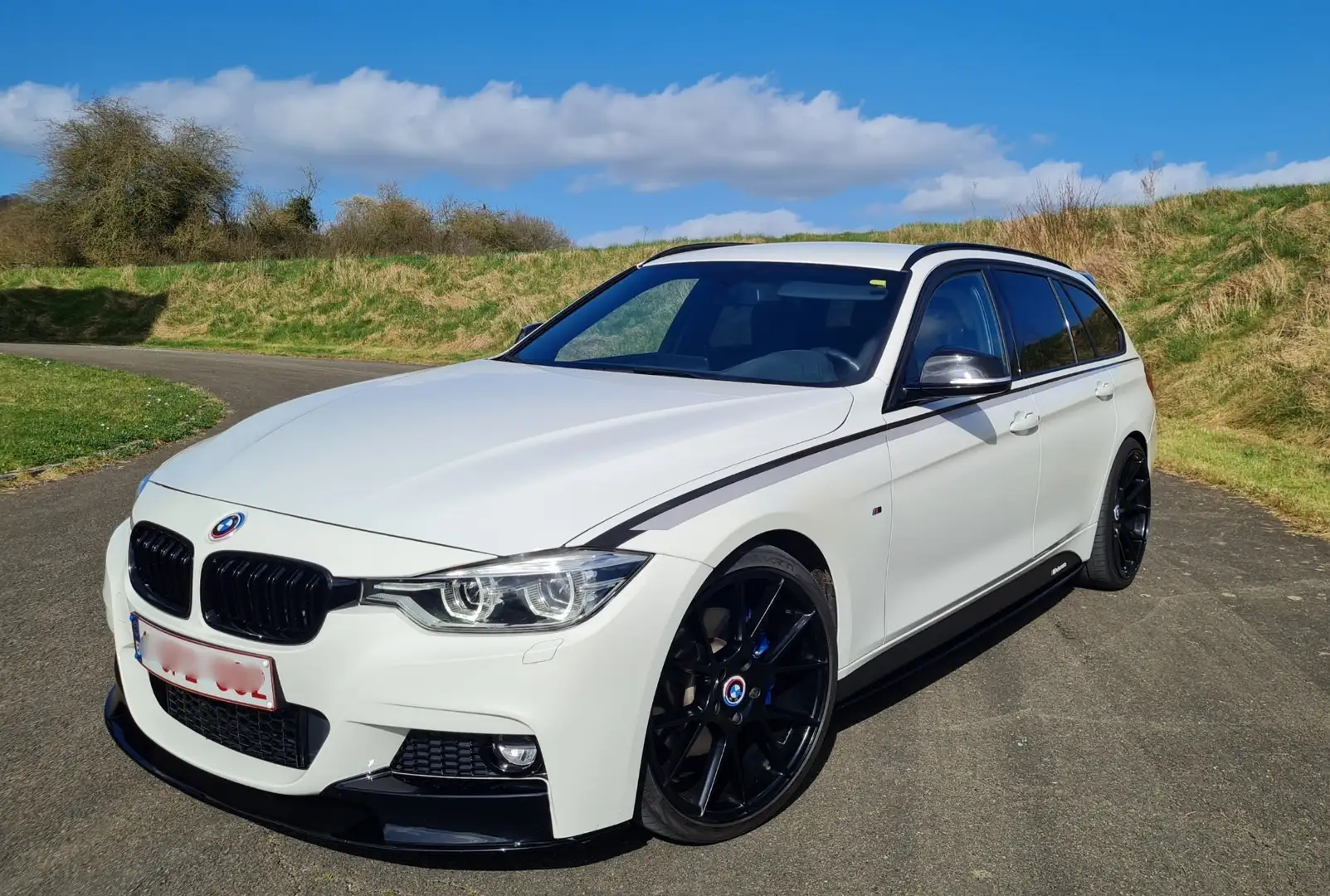 BMW 320 i Xdrive F31 ///M - lire annonce bijela - 2