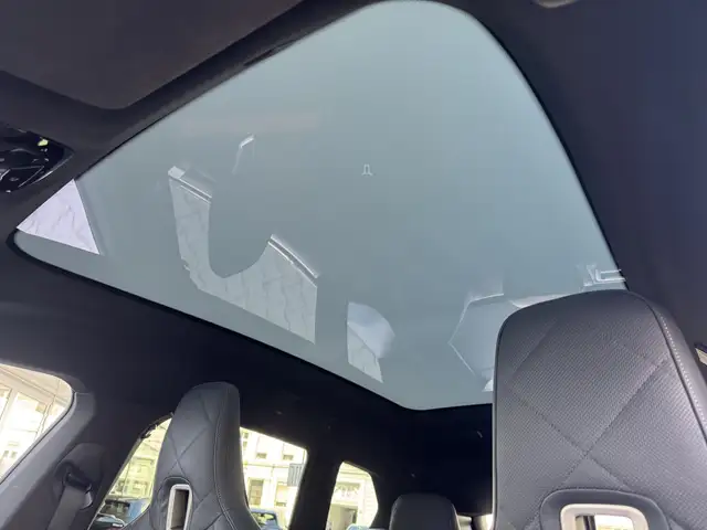 BMW Ix view 9