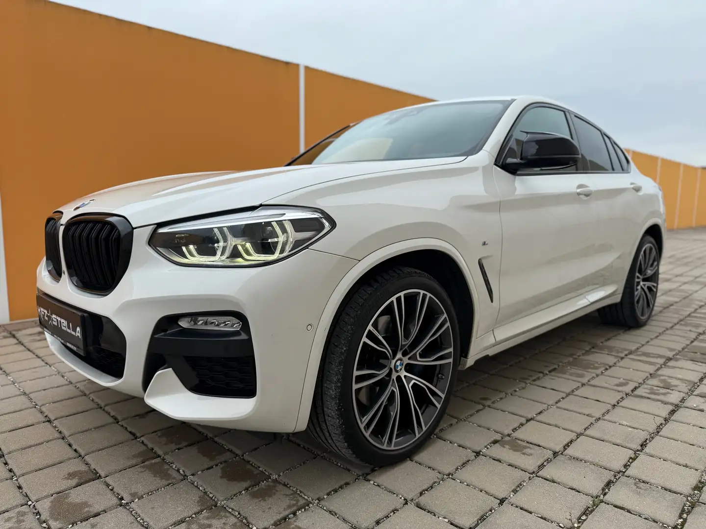 BMW X4 xDrive 30d M-Sport / DrivingAssistPlus / H&K / Kam Blanc - 1