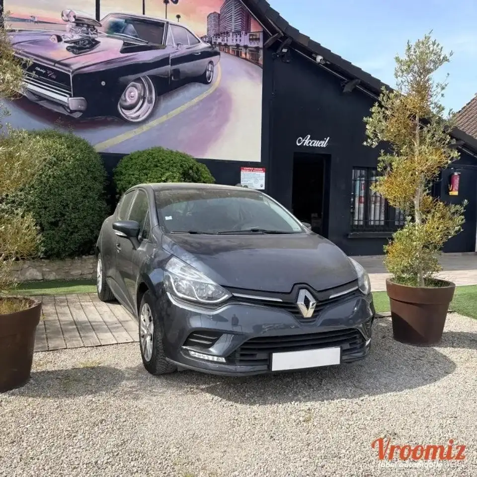 Renault Clio 1.2 75 TREND 2904