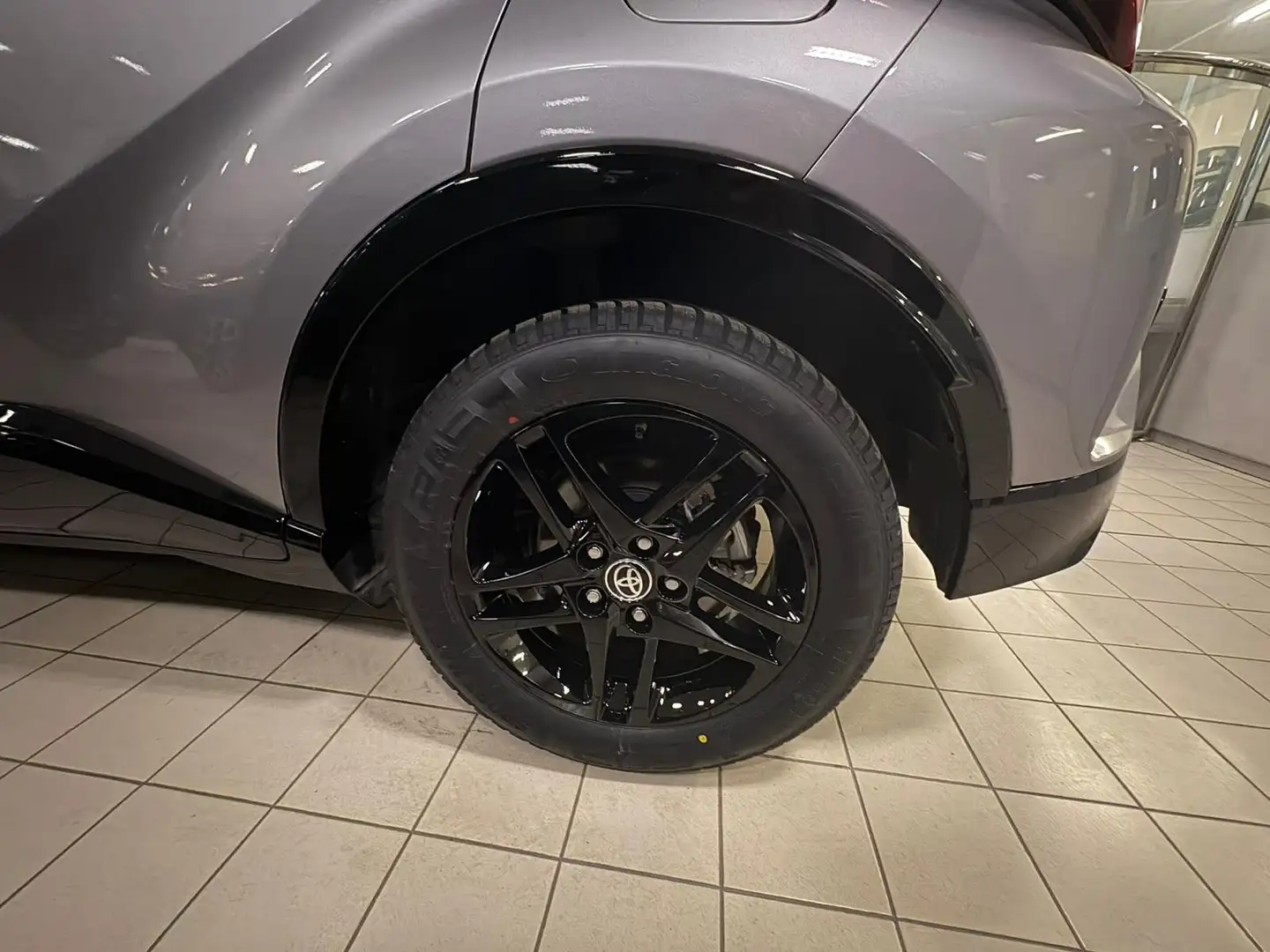 Toyota C-HR C-HR I 2020 1.8h Business e-cvt  GPL Grigio - 2