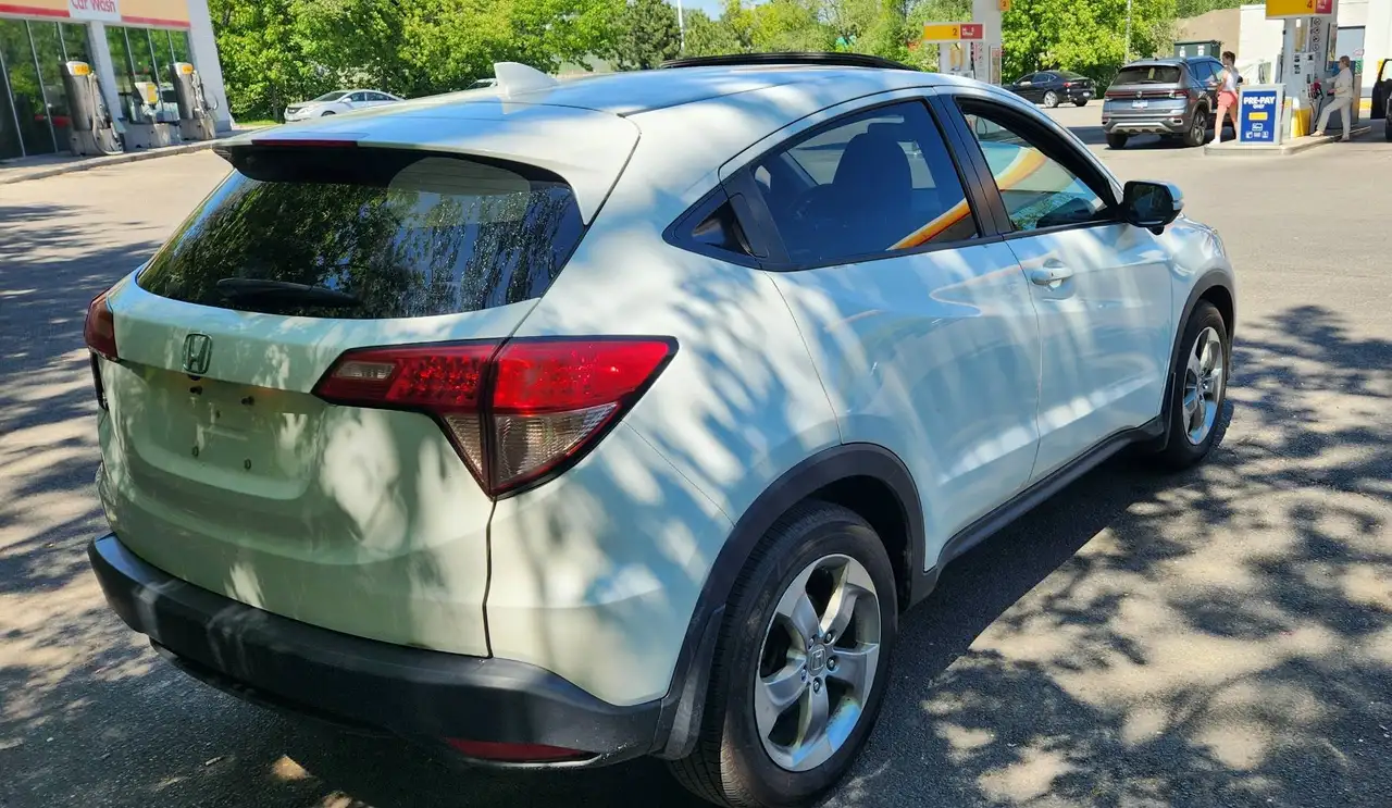 Honda HR-V photo Honda HR-V