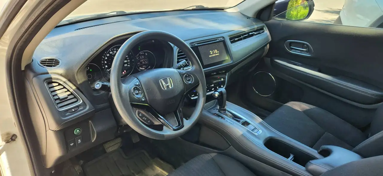 Honda HR-V photo Honda HR-V