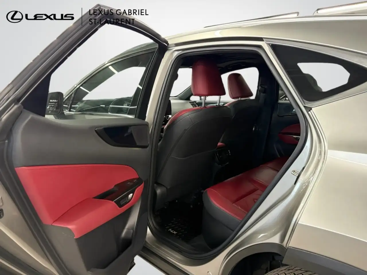 Lexus NX снимка Lexus NX