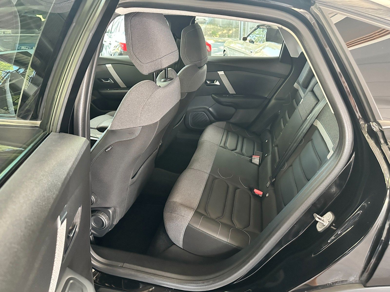 Citroen C4 Lim. 1.2 PureTech 130 Max #AUTOMATIK — photo 15
