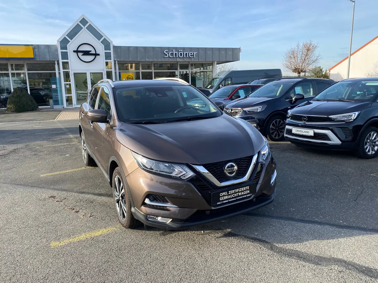 Nissan Qashqai 1.3 DIG-T DCT N-CONNECTA Bronce - 1