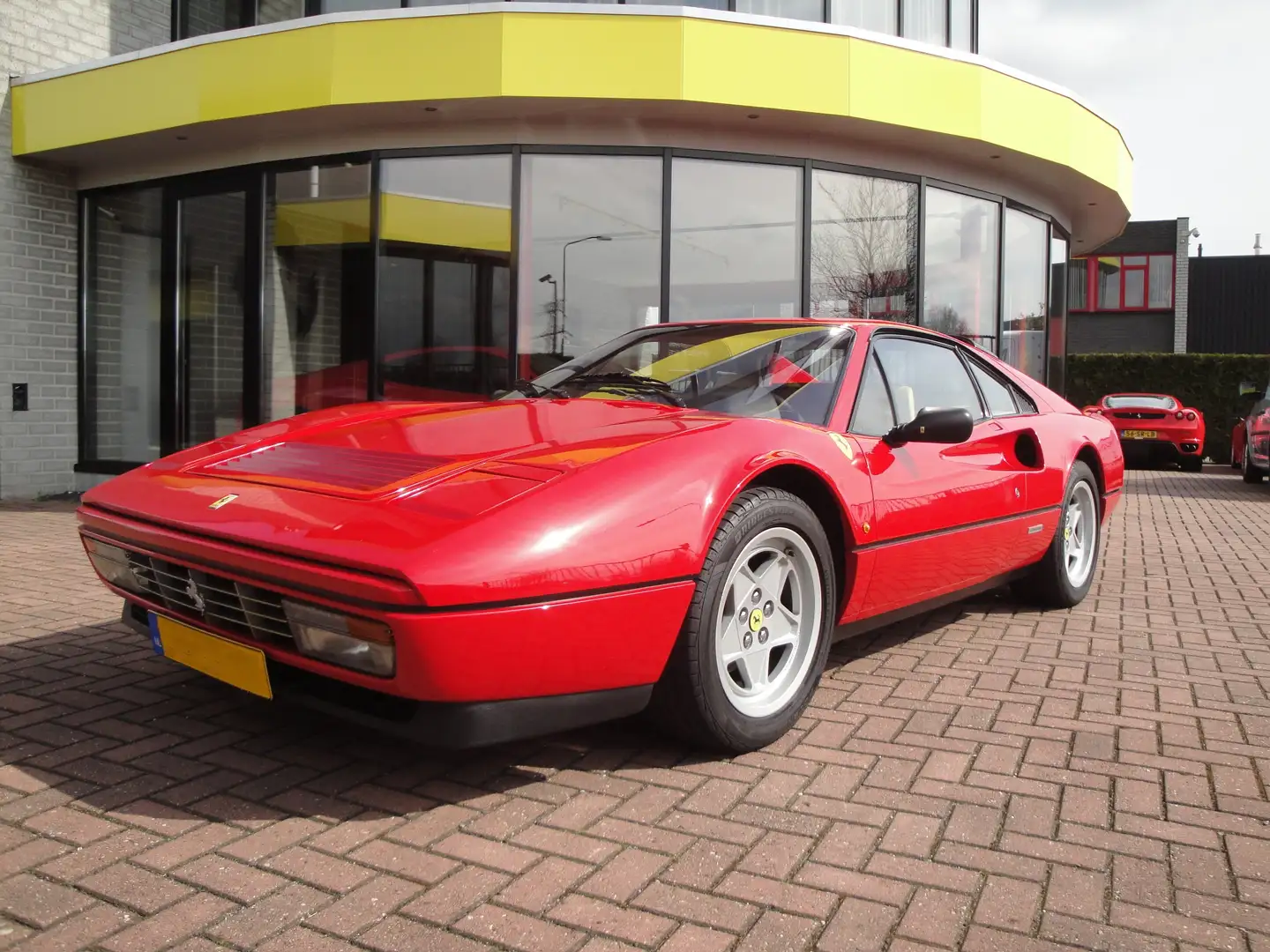 Ferrari 328 GTB Rojo - 1