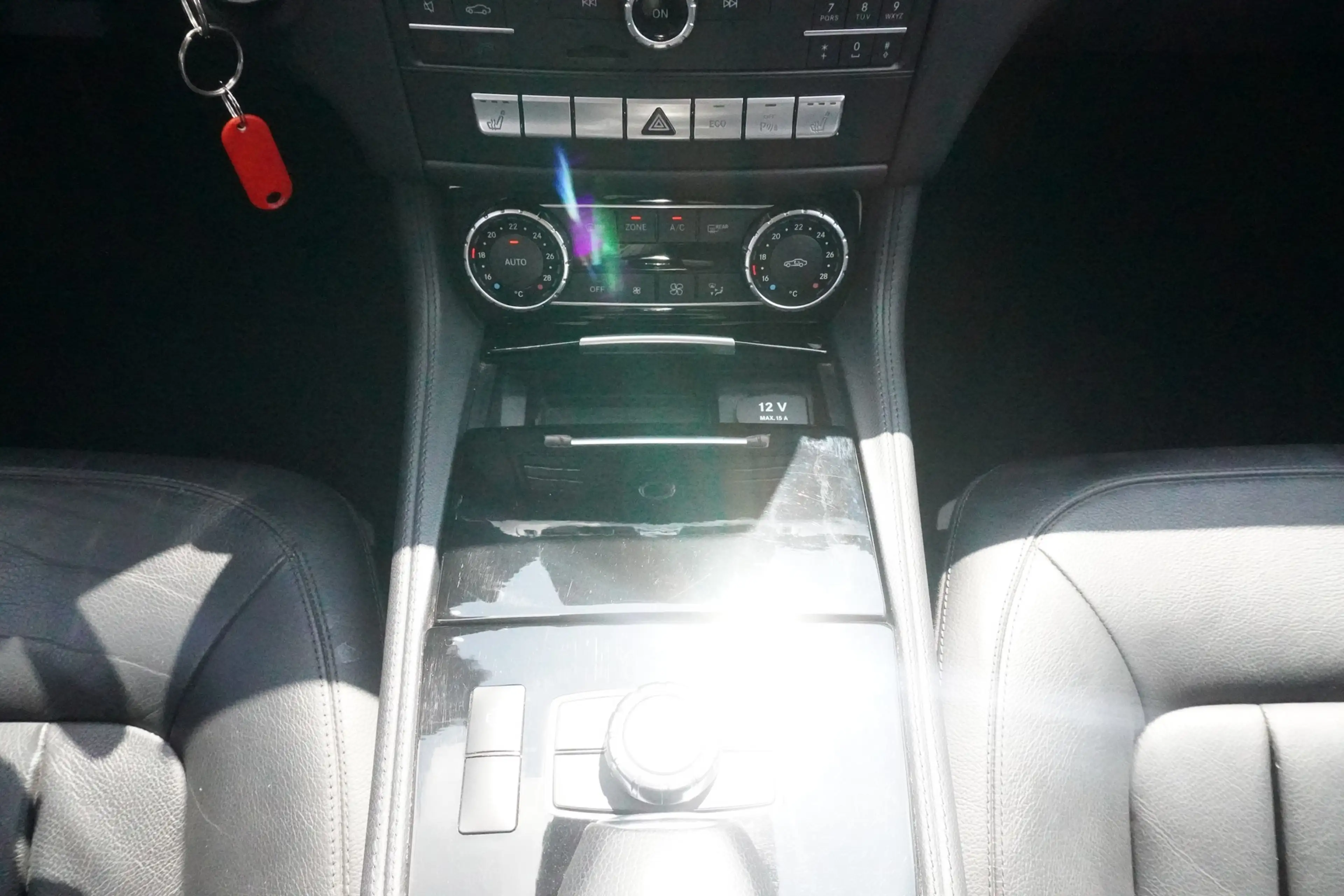 Mercedes-Benz CLS 400 Multibeam 360° Totwinkel Schiebedach — photo 15