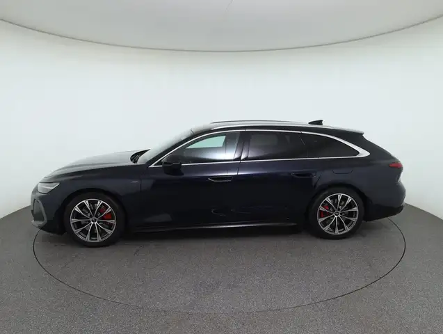 Audi A6 view 8