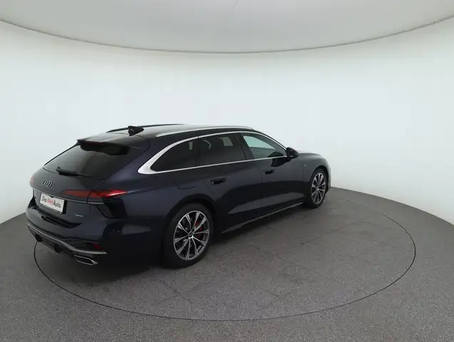 Audi A6 view 5