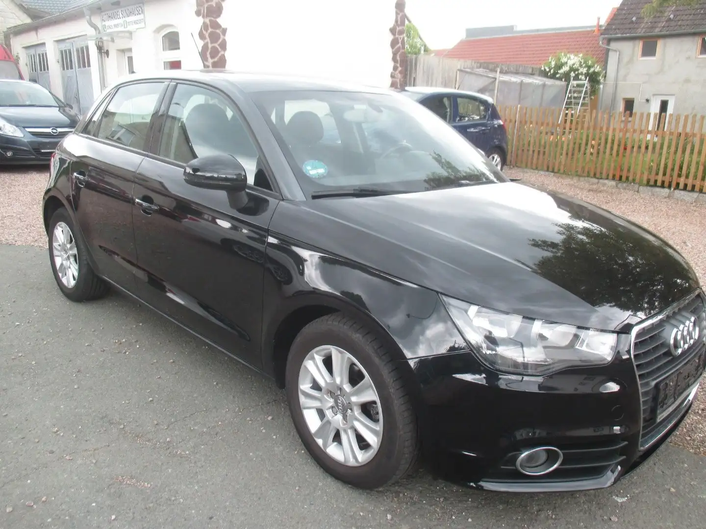 Audi A1 Sportback attraction Noir - 1