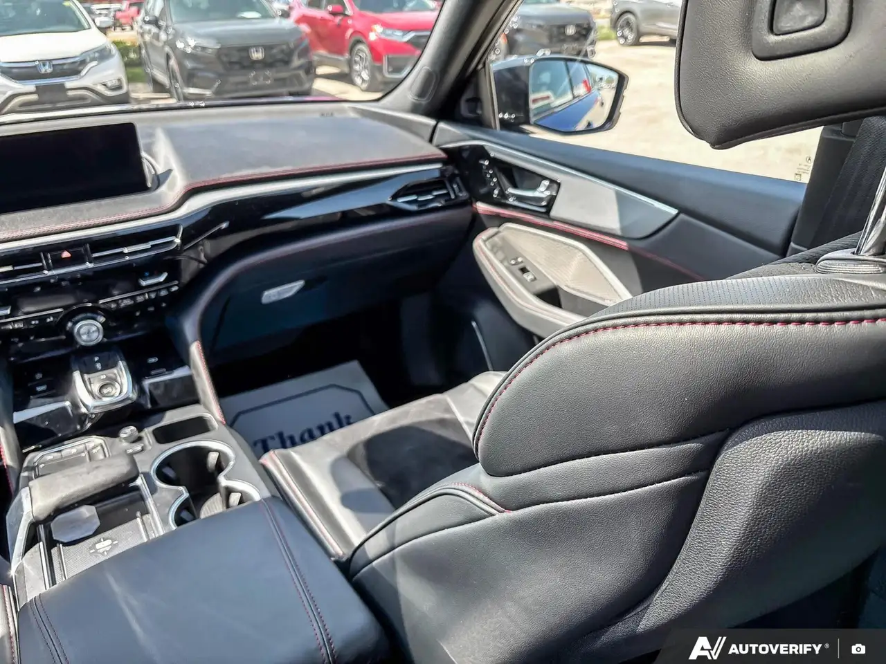 Acura MDX снимка Acura MDX