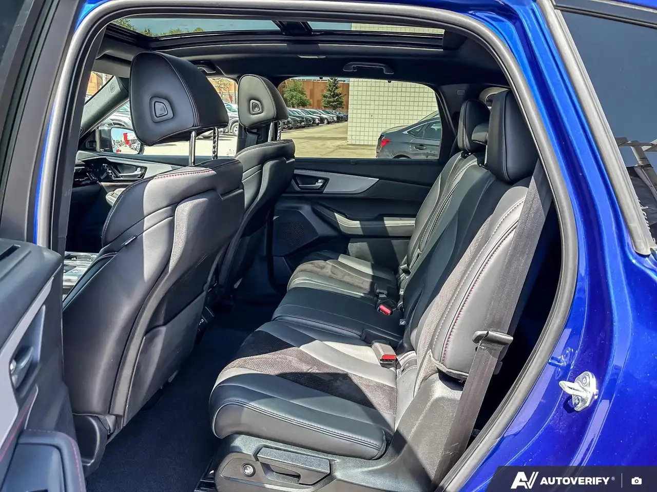 Acura MDX снимка Acura MDX