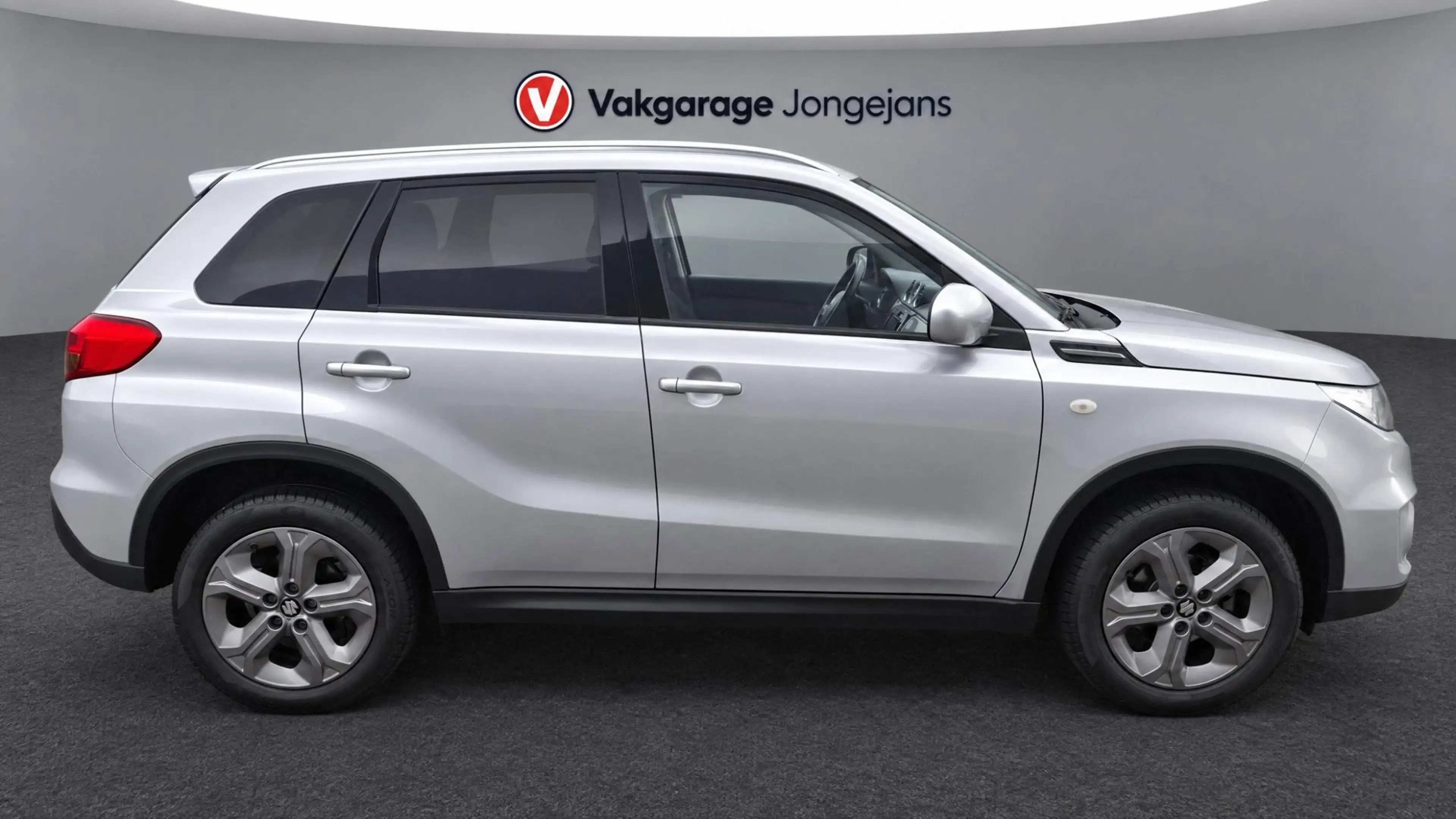Suzuki Vitara 1.6 Comfort — photo 5