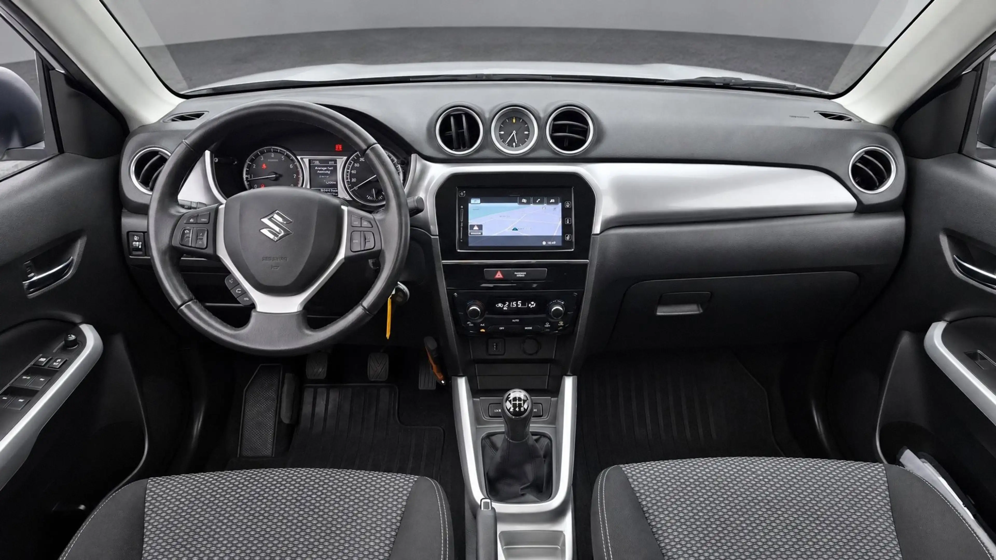Suzuki Vitara 1.6 Comfort — photo 6