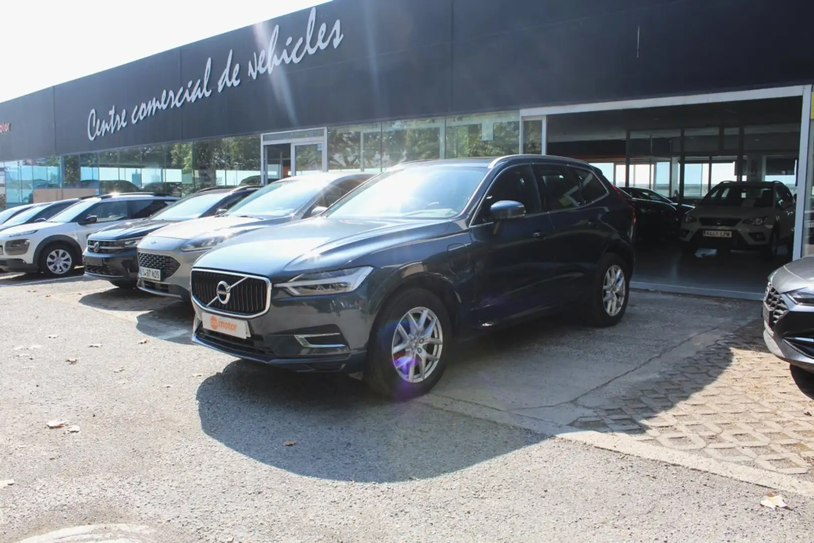 Volvo XC60 2.0 T8 AWD Business Plus Auto - 2