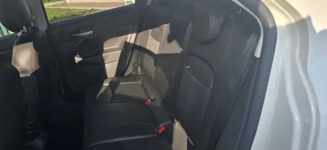 Fiat 500X view 13
