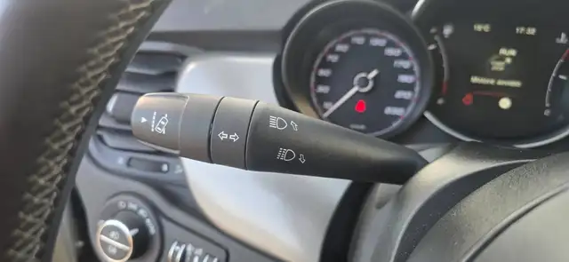 Fiat 500X view 11