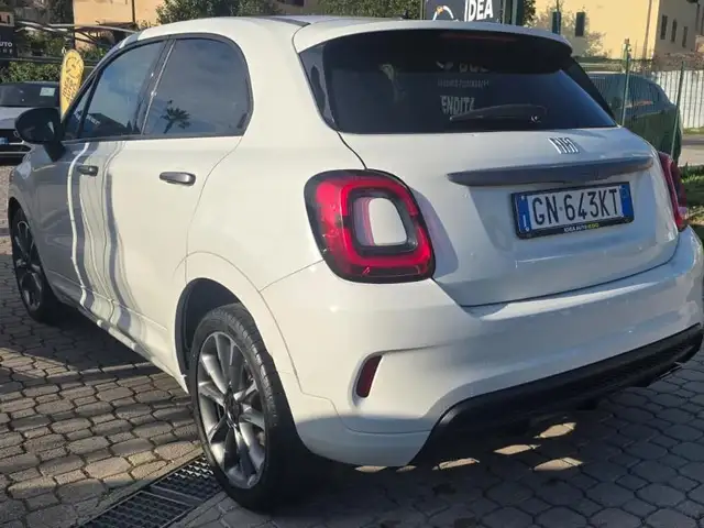 Fiat 500X view 4
