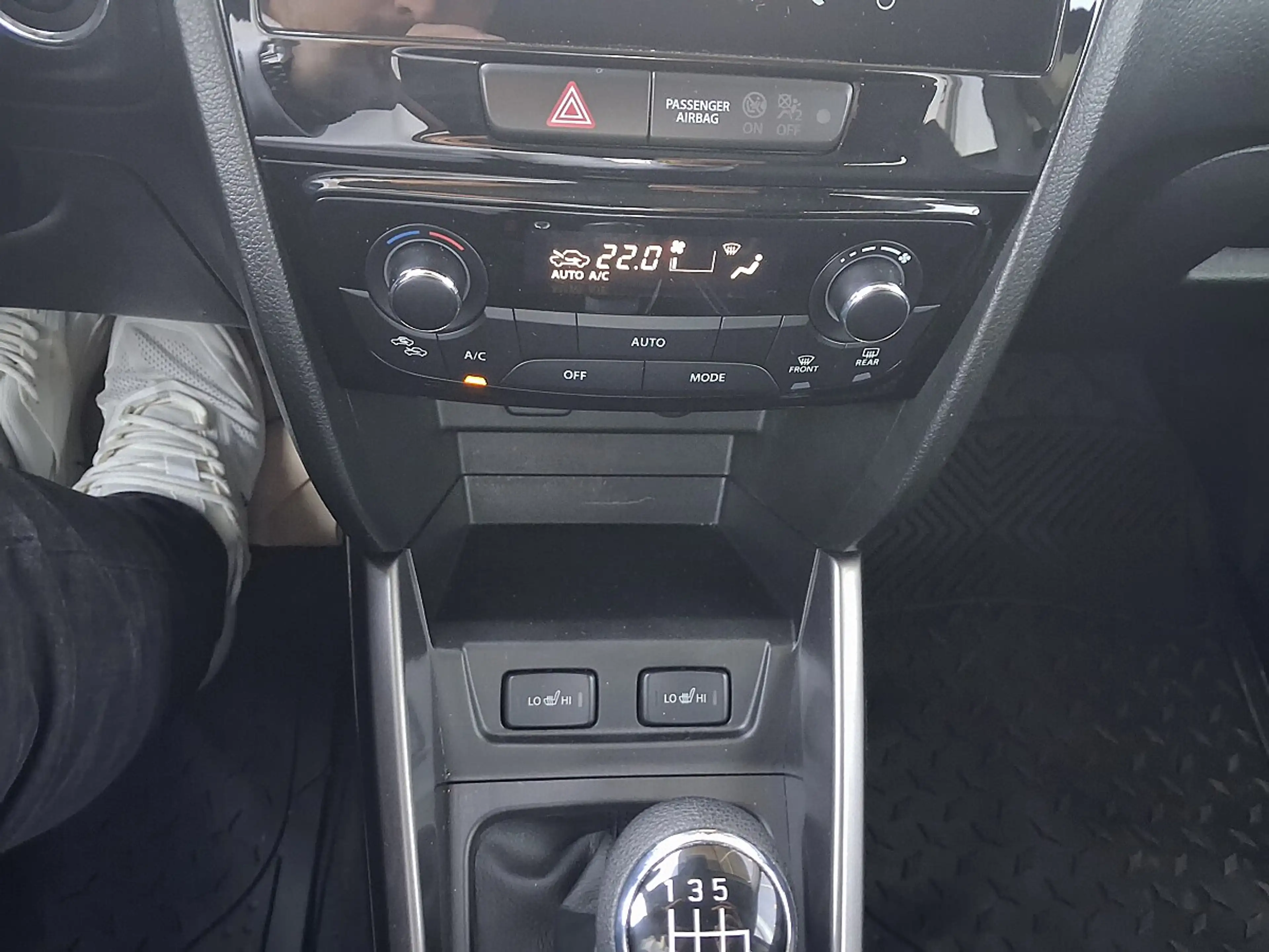 Suzuki Vitara 1,4 Hybrid ALLGRIP shine — photo 16