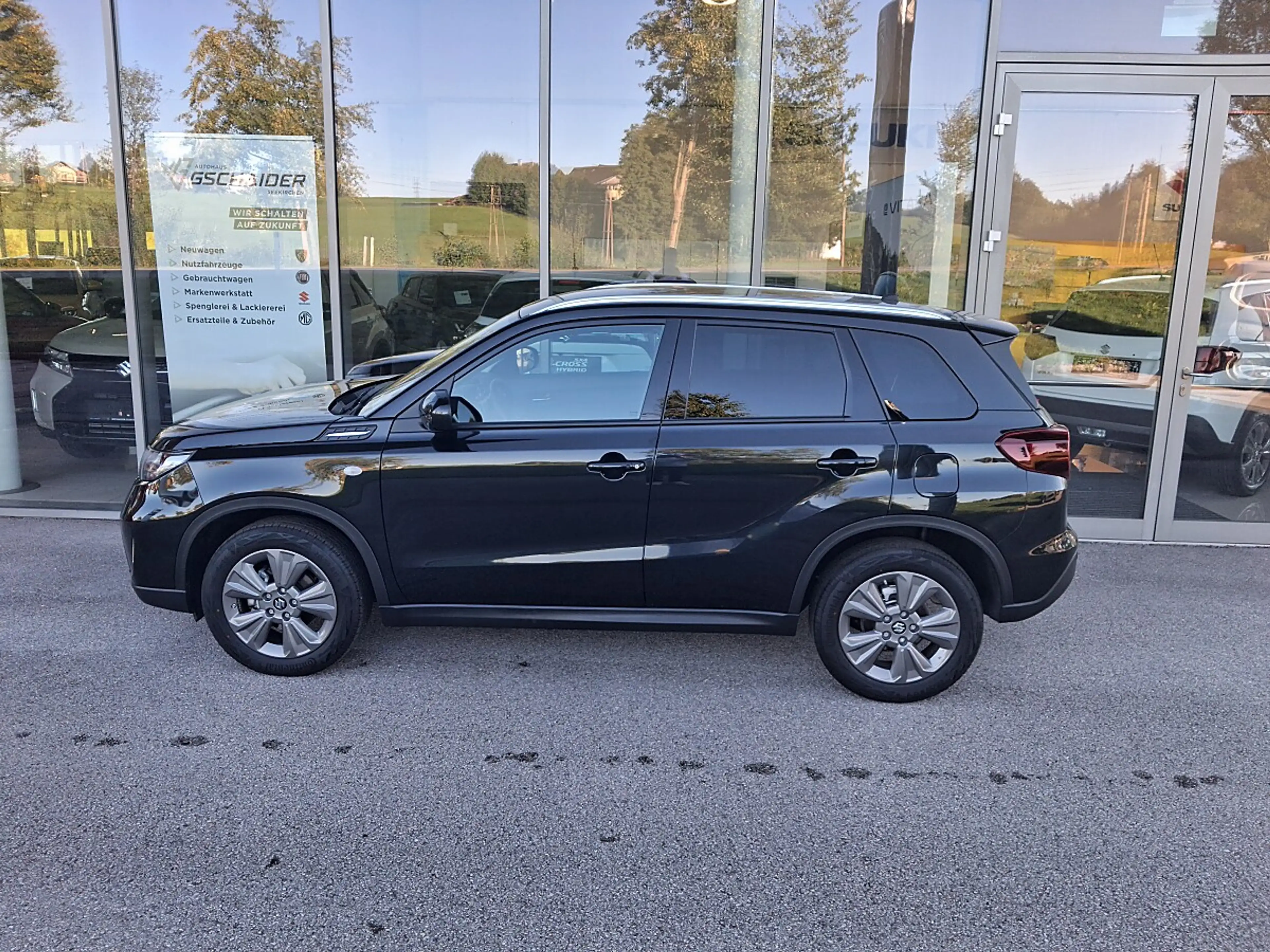Suzuki Vitara 1,4 Hybrid ALLGRIP shine — photo 3