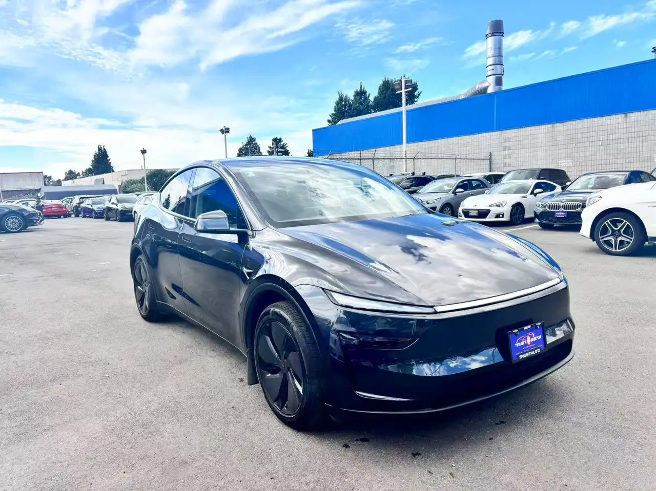 Tesla Model Y снимка Tesla Model Y