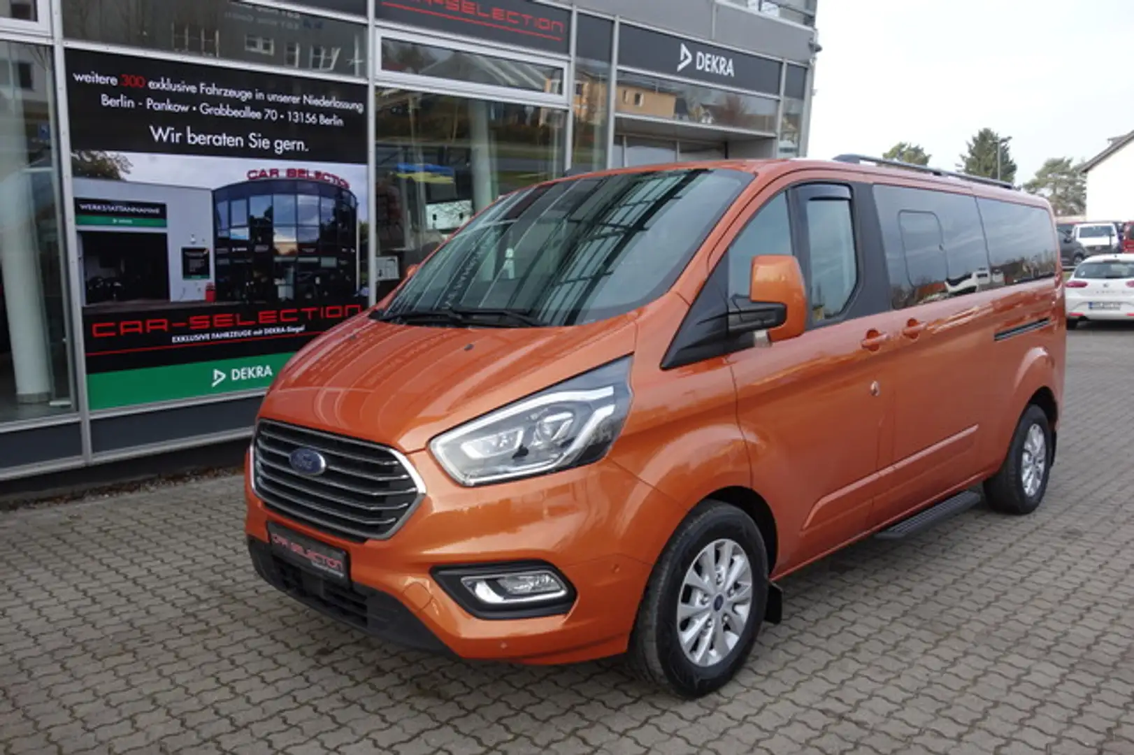 Ford Tourneo Custom L2 Titanium X 2xsTÜR/KAM/AHK/NAVI Orange - 1