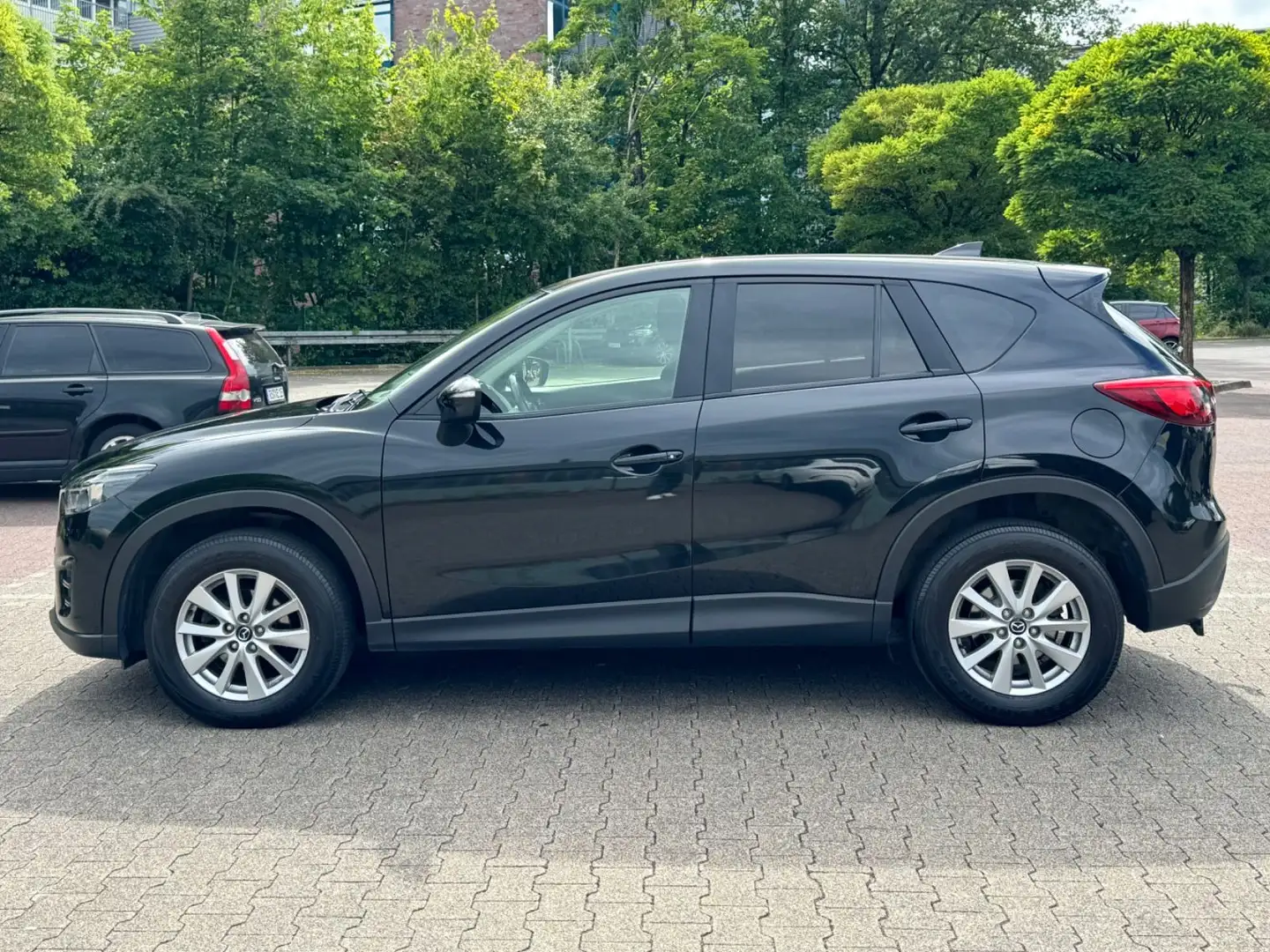 Mazda CX-5 2,2 D AWD EXCLUSIVE LINE  KAMERA, NAVI, LED Schwarz - 2