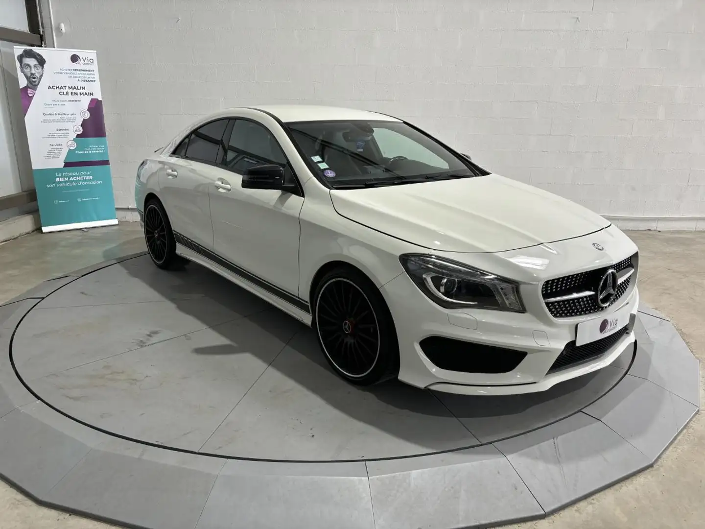 Mercedes-Benz CL CLA 250 - BV 7G-DCT  Fascination  LED/Black and Wh Wit - 2