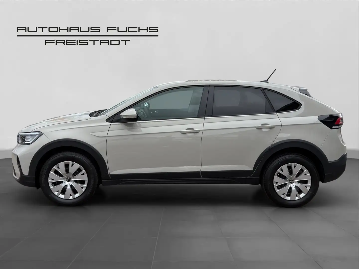 Volkswagen Taigo 4Me TSI Grau - 2