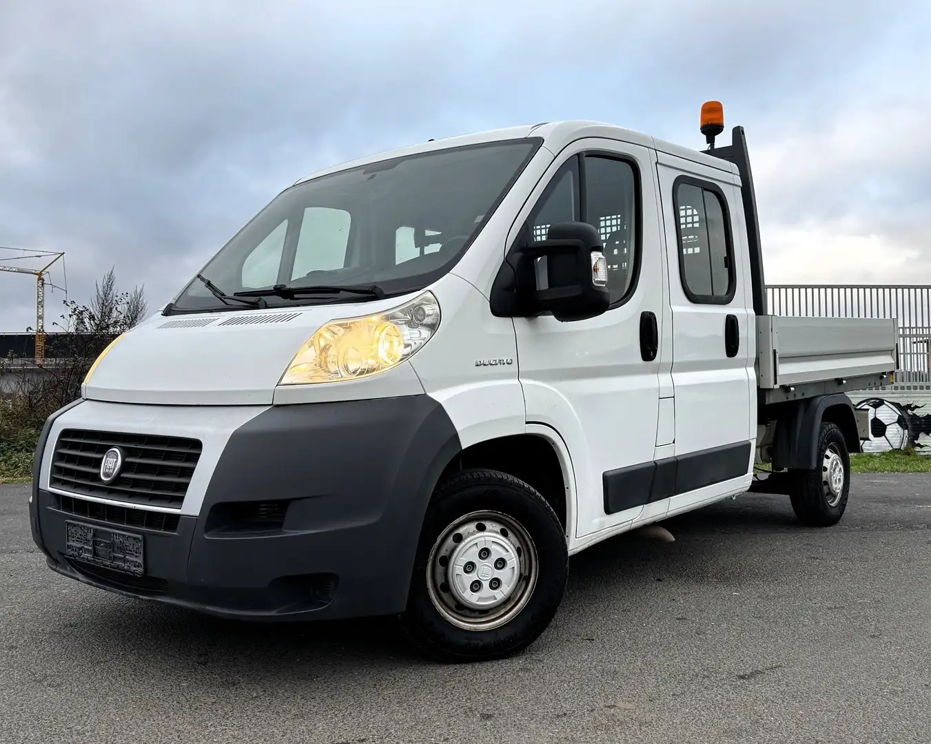 Fiat Ducato2,3*Pritsche*Doppelk.*7-Sitze*Aut.*Klima*AHK Blanc - 1