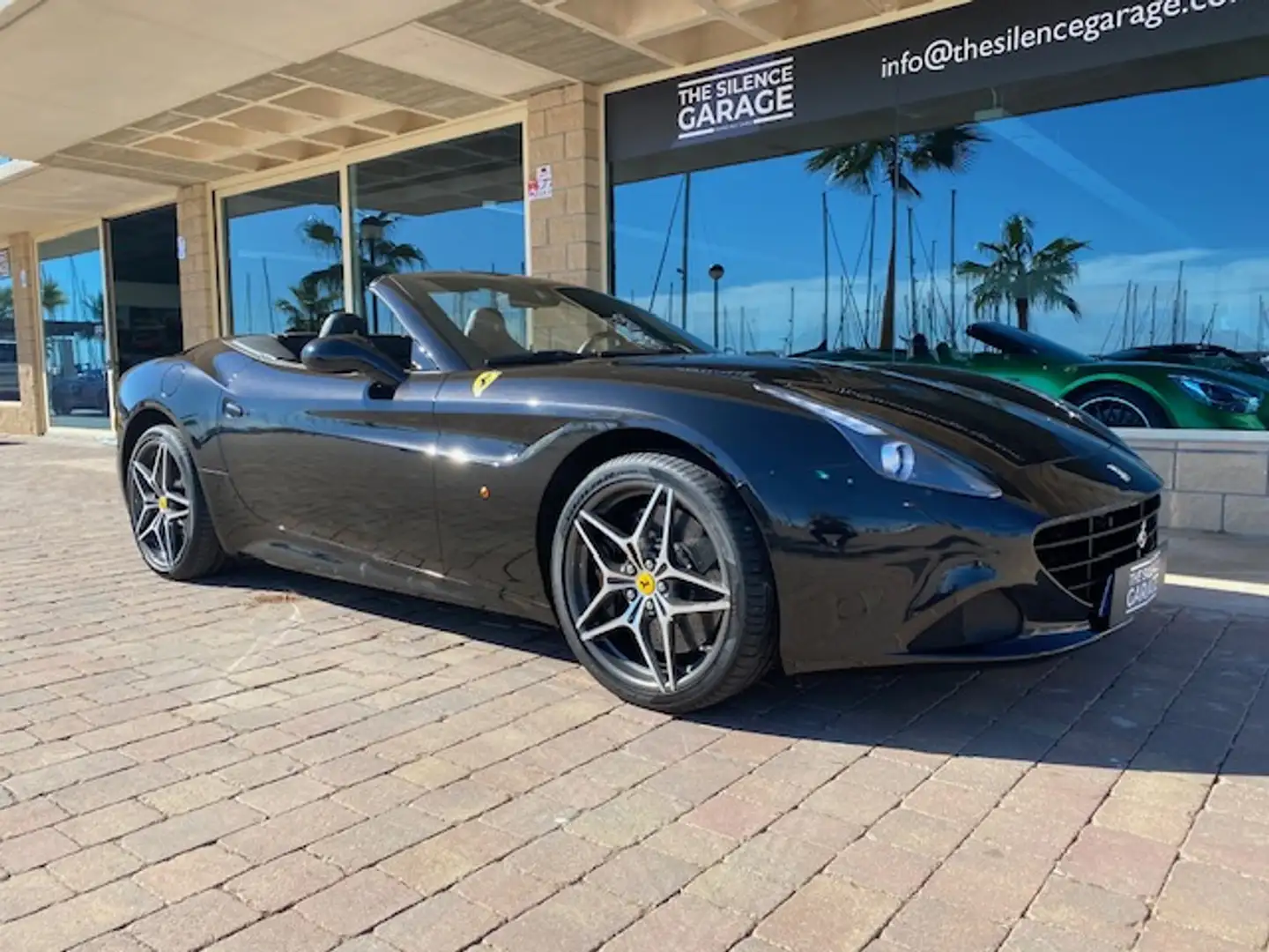 Ferrari California T Noir - 1
