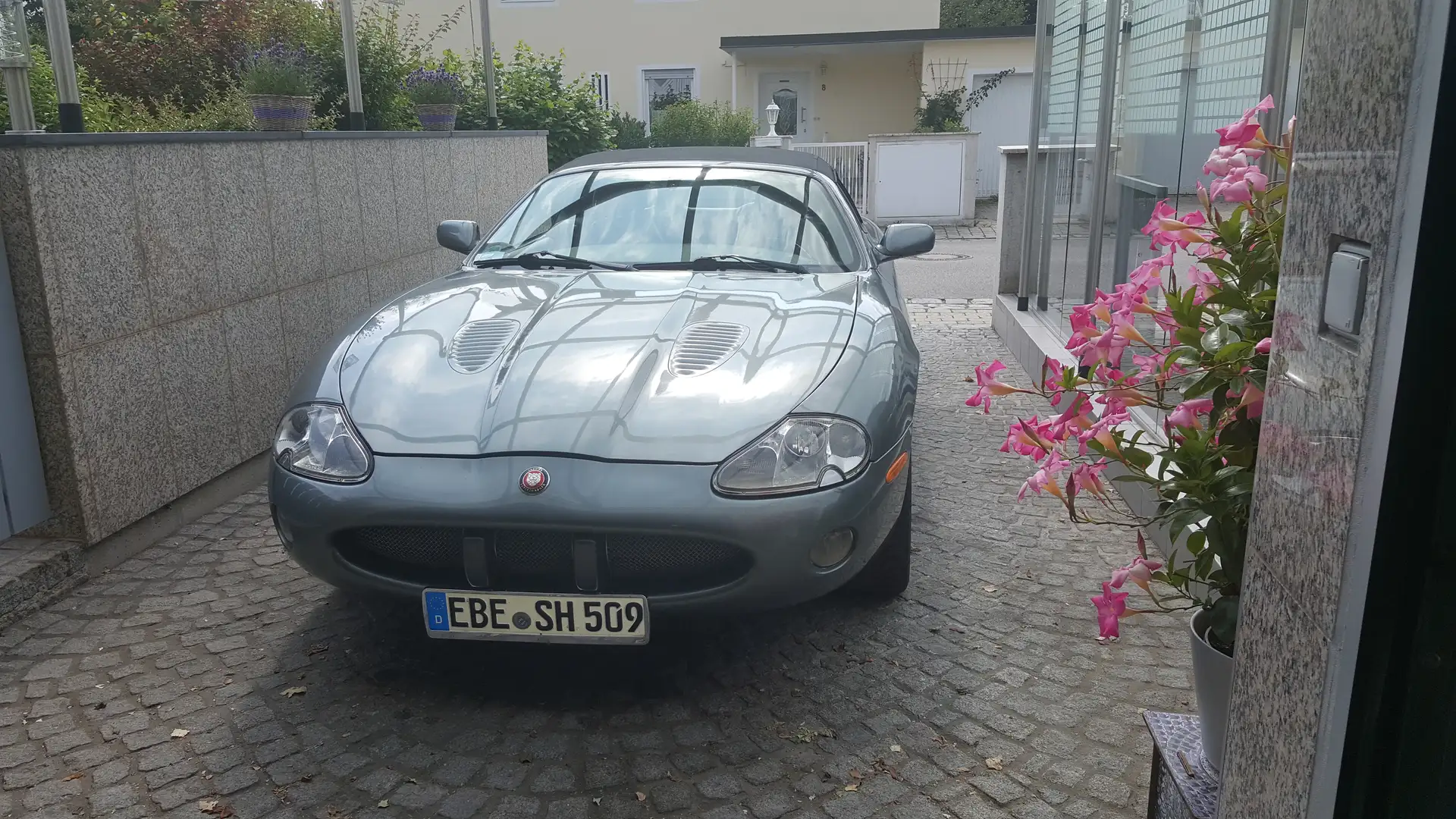Jaguar XKR Cabrio Blau - 2