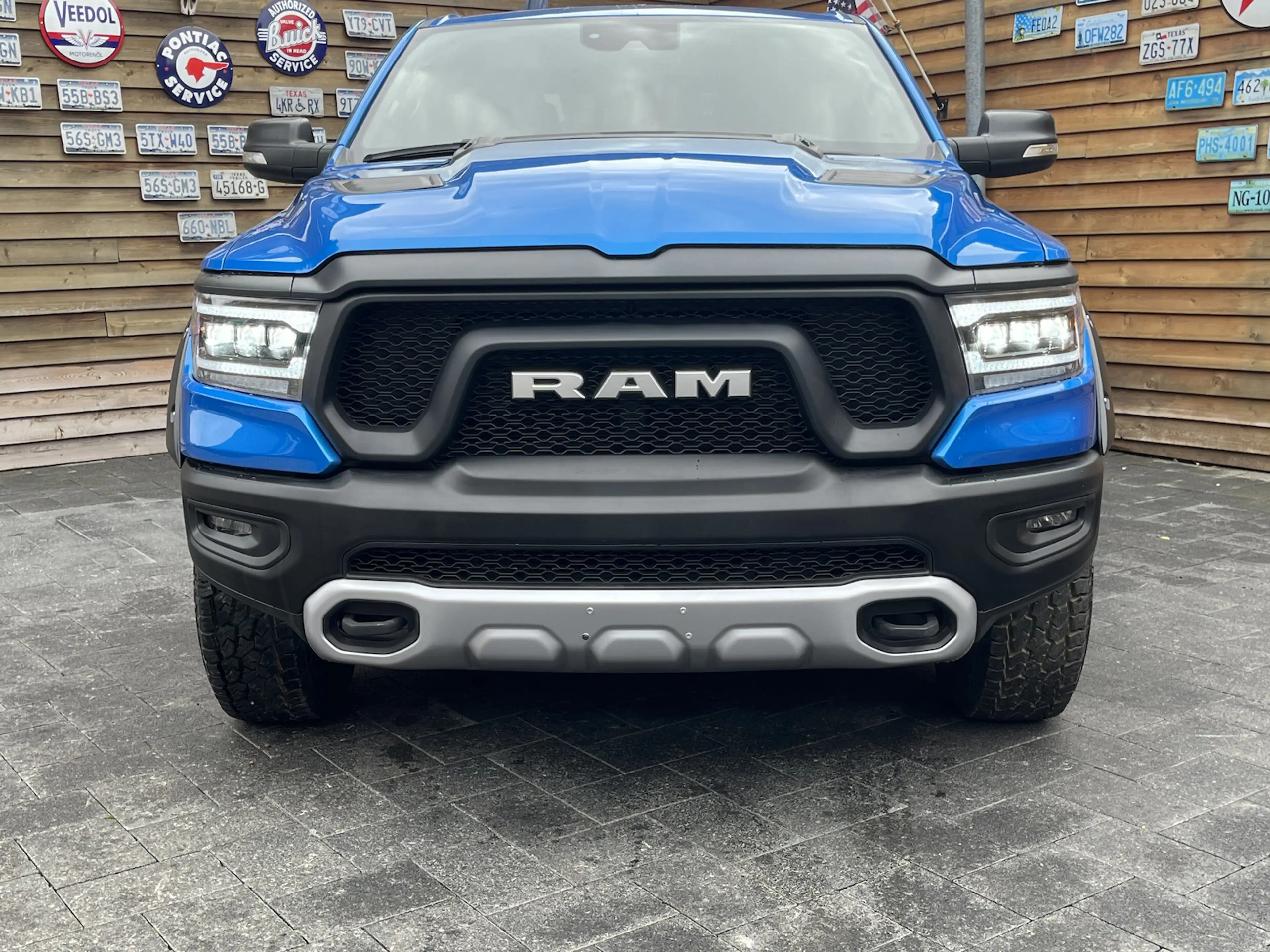 Dodge RAM 1500 REBEL 4x4 LPG AHK 5,7L LED Rollbar — photo 4