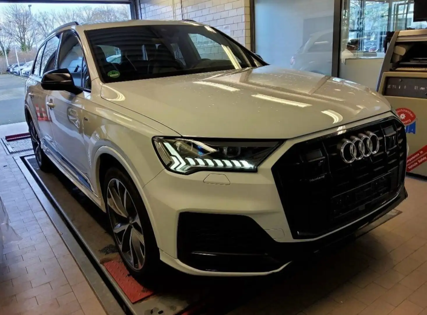 Audi Q7 60 TFSIe quattro - S LINE / S-SITZE / HEAD-UP Blanc - 2