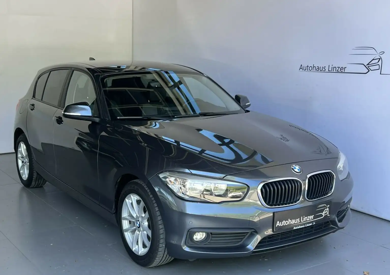 BMW 116 d Ö-Paket Aut. *Kamera*Teilleder*Navigation* Grau - 1