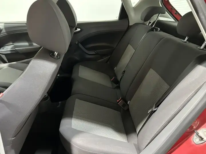 SEAT Ibiza 1.6 TDI CR Style 2012, foto 16