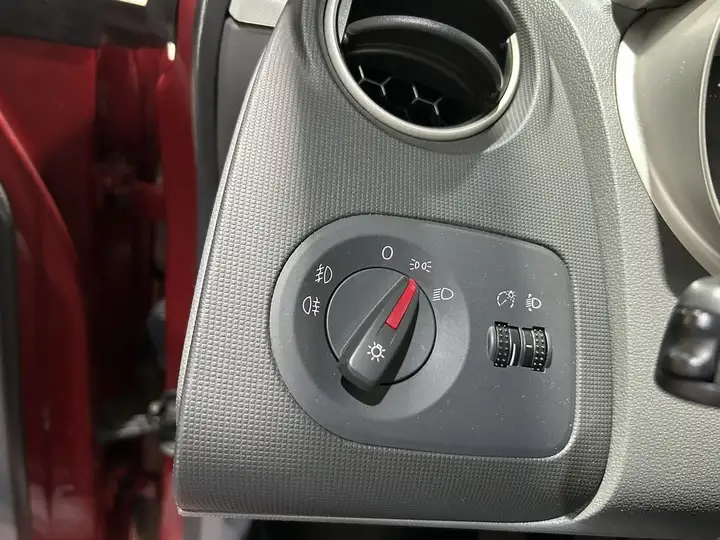 SEAT Ibiza 1.6 TDI CR Style 2012, foto 19