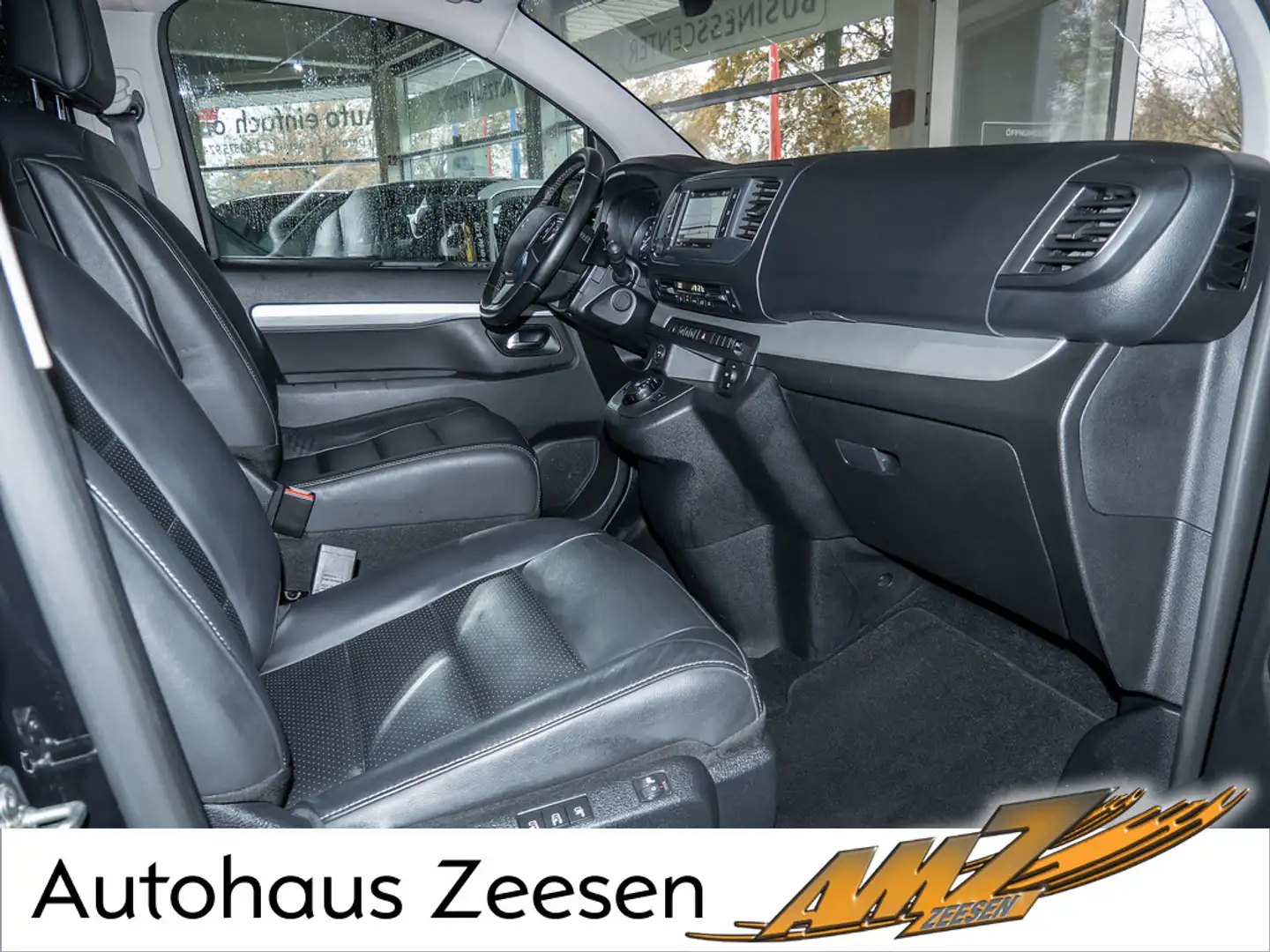 Citroen Spacetourer Bus. Lounge XL 180 EAT8 HUD PANO Schwarz - 2