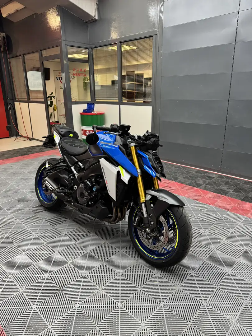 Suzuki GSX-S 1000 - 1