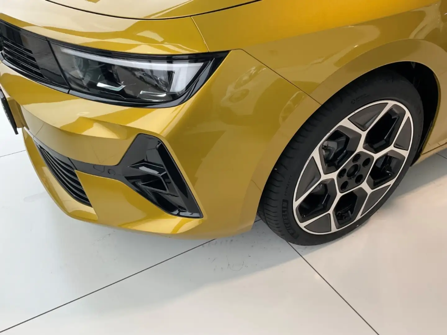 Opel Astra 5-Türer, GS, 1.2 Turbo, AT8, Ultimate-Ausstattung, Jaune - 2