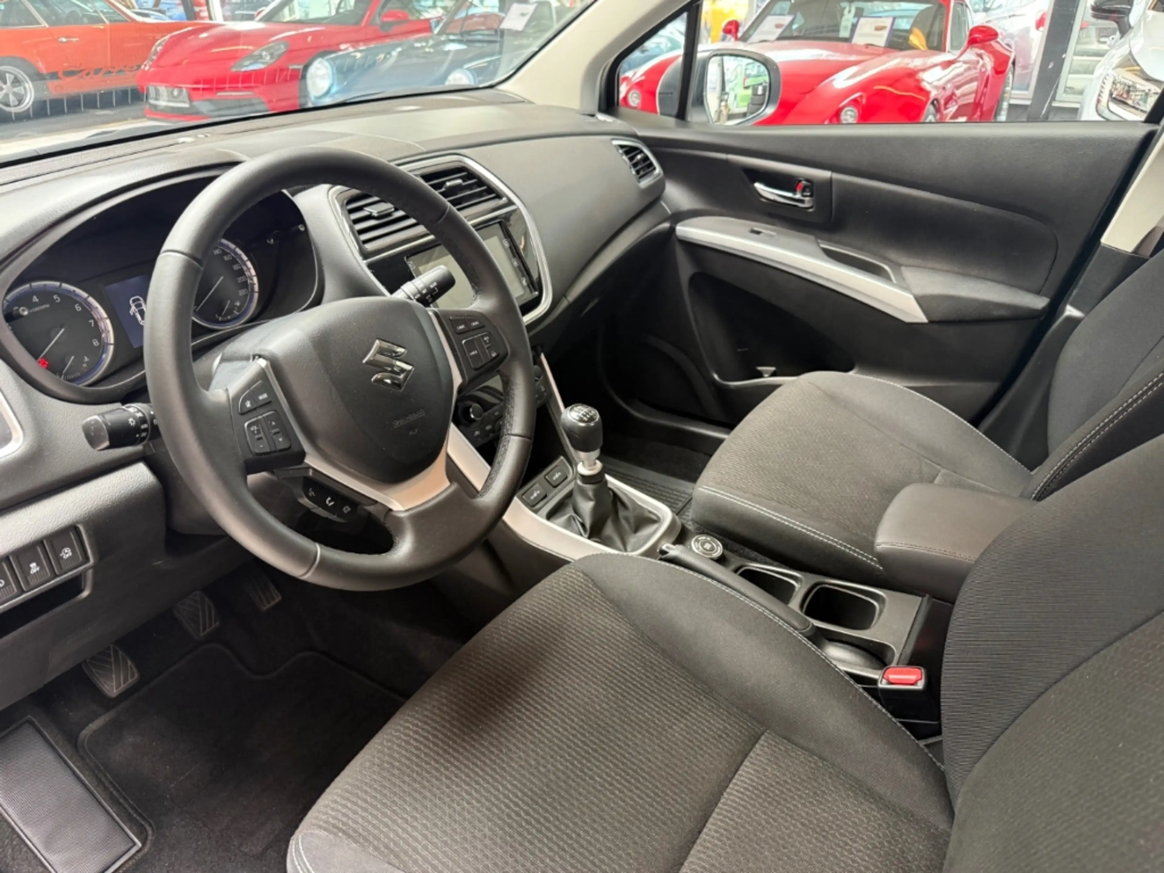 Suzuki SX4 S-Cross Comfort 4x4*Scheckheft* Navi* — photo 9