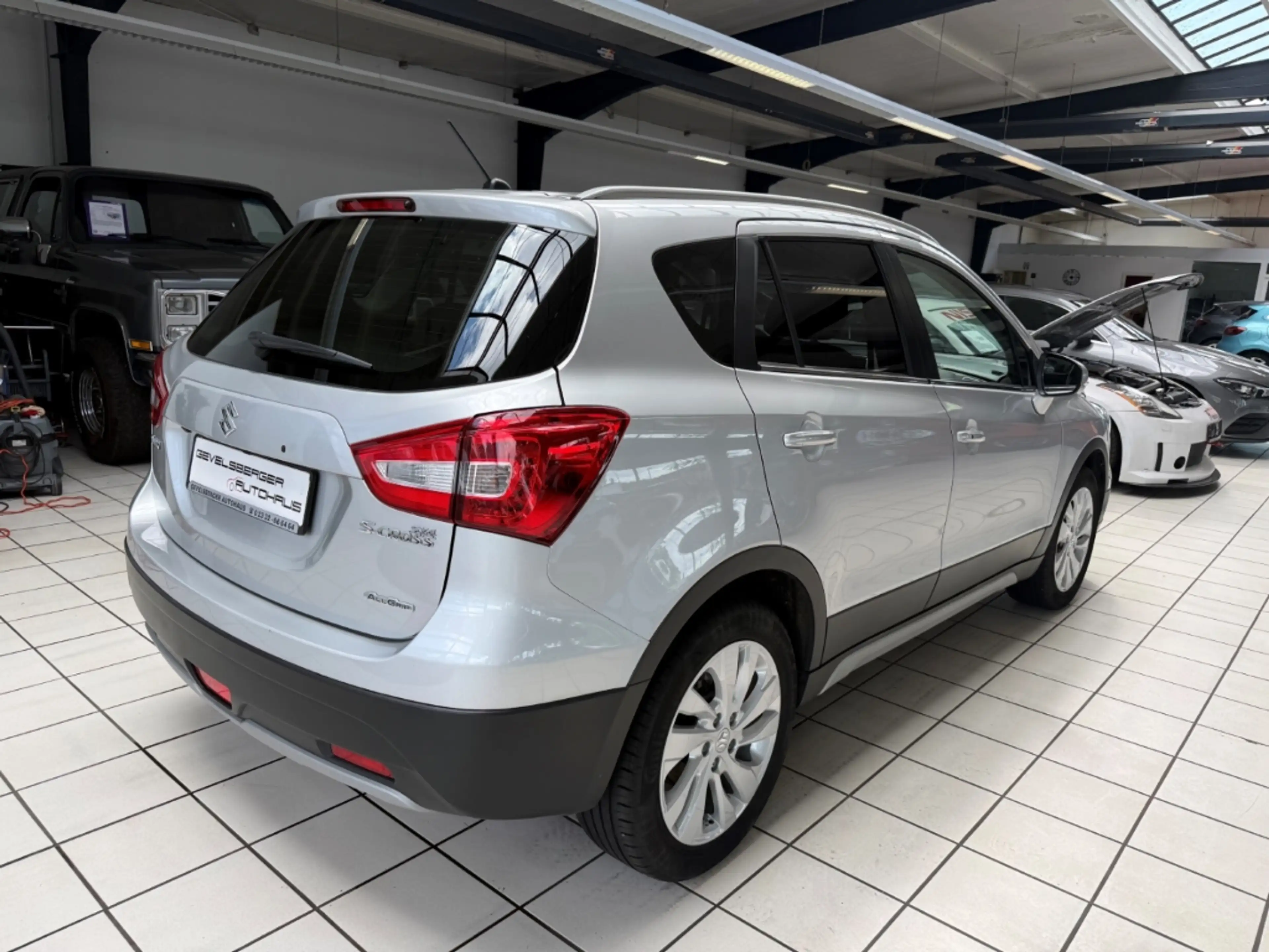 Suzuki SX4 S-Cross Comfort 4x4*Scheckheft* Navi* — photo 6
