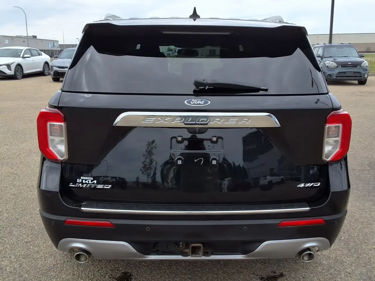 Ford Explorer photo Ford Explorer